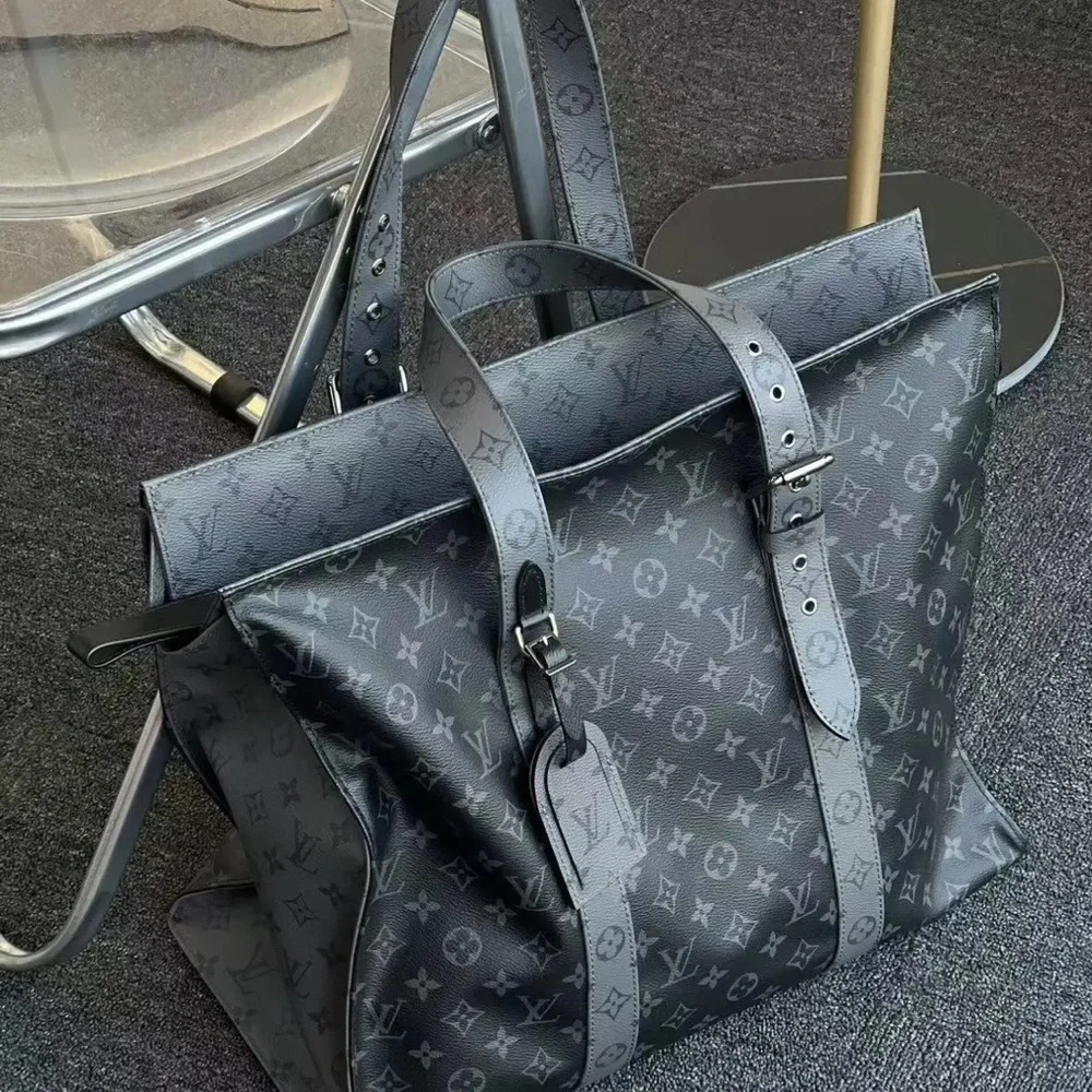 Louis Vuitton Black Monogram Tote Bag - Picture 2 of 3